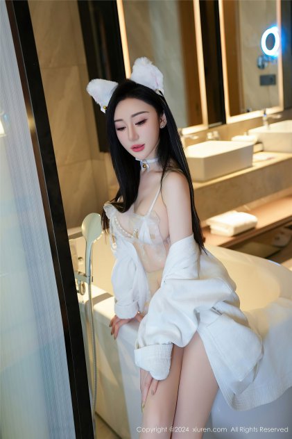 调教 张嘴 主人 喝尿海报