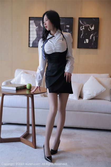 风韵犹存的美妇高耸丰满图片88海报